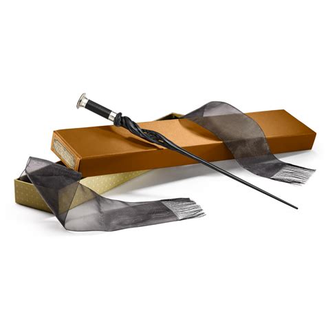 Albus Dumbledore's Wand in Collector's Box — The Noble Collection UK