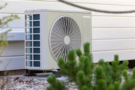 Implementing Energy-Efficient Upgrades in Manufactured Homes - Dunsky