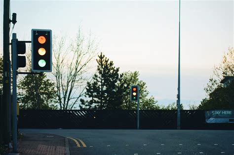 Who Invented The Traffic Light In 1920 | Shelly Lighting
