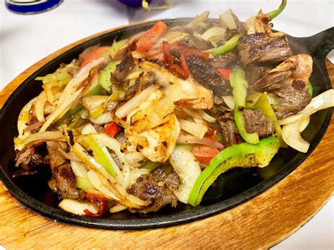 La Quebrada Restaurant - Aurora, IL