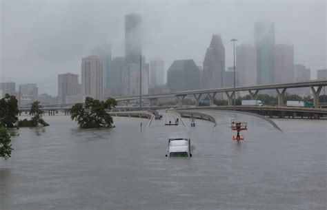 Hurricane Harvey: Before-and-after photos show Houston flooding ...