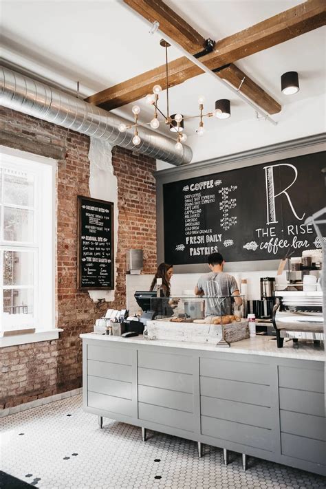 Charleston Travel Guide - Styled Snapshots