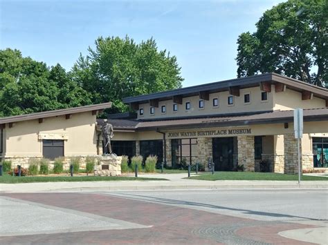 The Adventures of Blogger Mike: John Wayne Birthplace & Museum ...