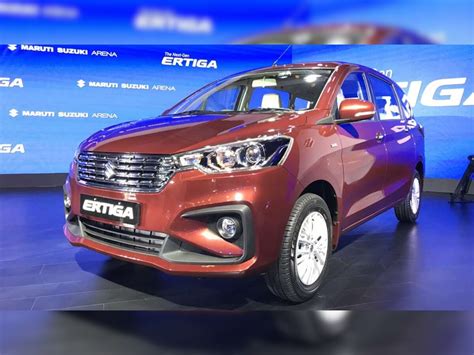 मारुतीची 'इनोव्हा' लूकची अर्टिगा लॉन्च, पाहा किंमत आणि फिचर्स | maruti ...