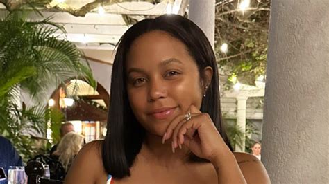 Teen Mom Cheyenne Floyd shows off her bare butt in thong swimsuit ...