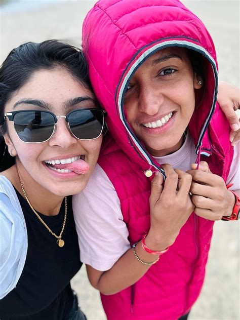 Harleen’s heartfelt b’day wish for Harmanpreet