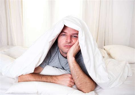睡觉时身体猛然抖一下，是大病的征兆？一篇文章告诉你准确答案__凤凰网