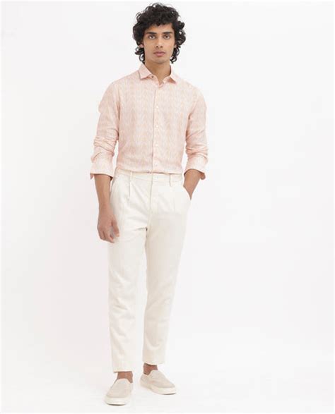 Rare Rabbit Mens Dalime Pastel Pink Viscose Fabric Full Sleeves Geomet