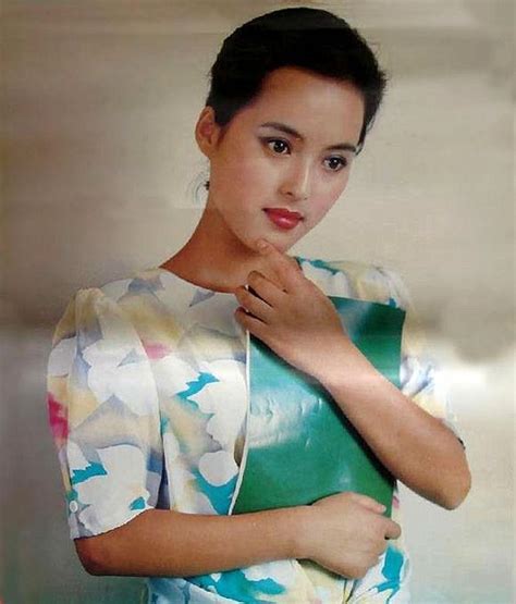 女性|12张老照片：想不到80年代的中国女性那么美！ 女性|历史|红衣服|穿着_「易坊」