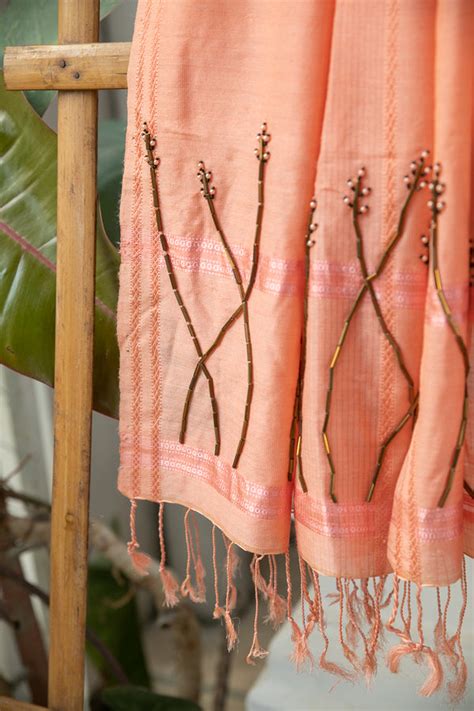 Shawl – thesaffronsaga