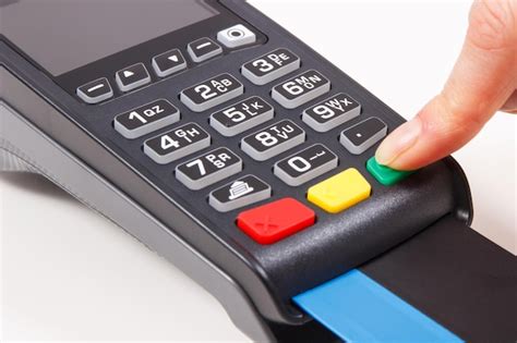 Image result for How to Pay Using a Credit Card Machine