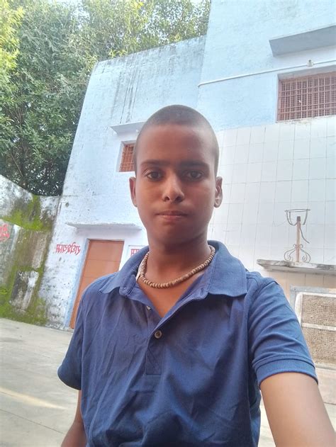 Student crushed by speeding truck in Morena,15-yr-old Class 12 boy dies ...