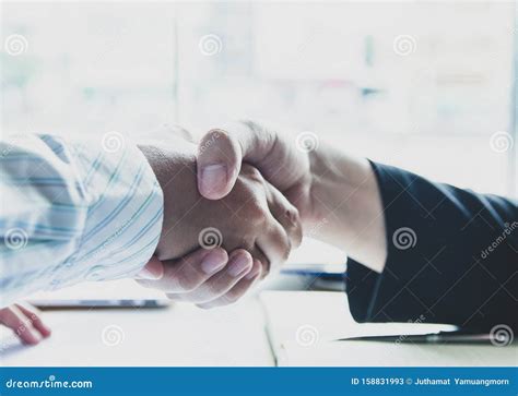 Group Asia Business Women Together Create a Mutually Beneficial ...