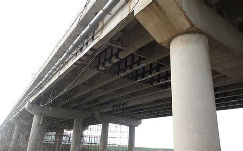 桥梁碳纤维加固改造技术