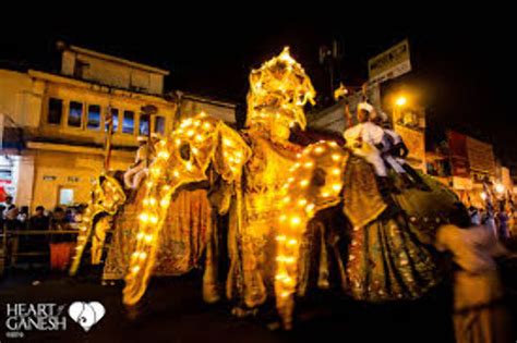 Perahera, kandy, Sri Lanka - Top Attractions, Things to Do & Activities ...