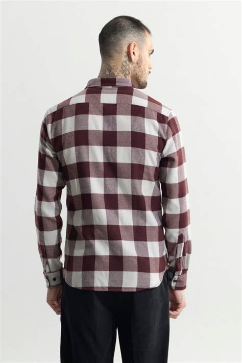 Buy Men's Chess Flannel Checks Red Shirt Online | SNITCH