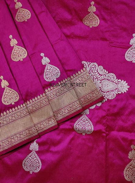 Red Pink shot color Katan Silk Handwoven Banarasi saree with stylized ...