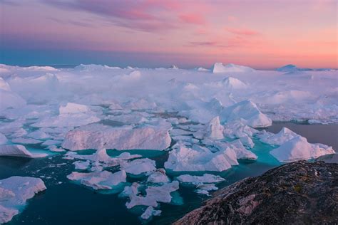 8 days Photo Excursion in Disko Bay & Uummannaq | Guide to Greenland