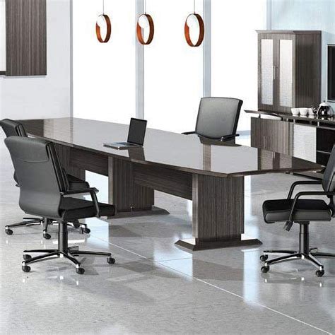 Conference Room Table 的图像结果