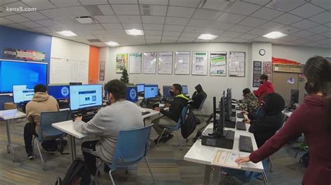 Alamo Colleges expands scholarship program, making higher education a ...