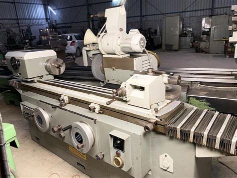 Used Acros Universal Cylindrical Grinder for Sale in New Delhi, India
