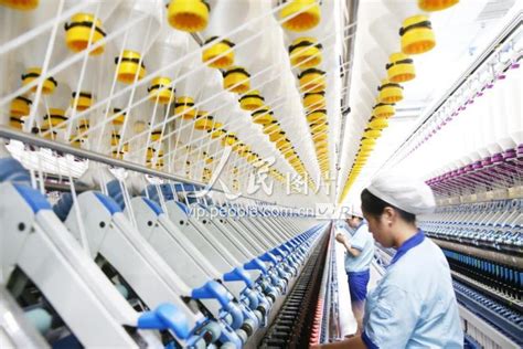 江苏大生集团“数字化纺纱车间”引领中国纺织智能制造-人民图片网