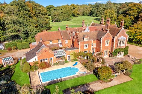 Inside the stunning £2.5m mansion on sale for the first time in five generations - Cornwall Live