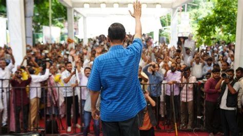 केजरीवाल के इस्तीफे के ऐलान के बाद 5 बड़े सवाल, जिनका जवाब जानना चाहते ...