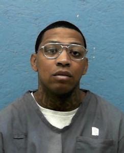 Darnell Devonte Taylor, a registered Sexual Offender or Predator in ...