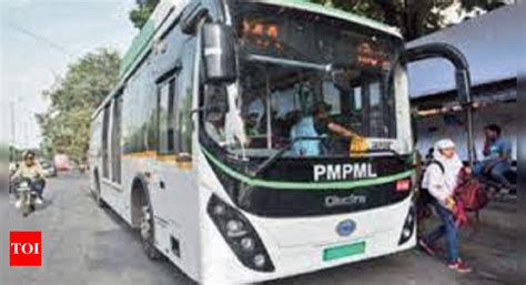 Transport Utility Banks On Photos From Citizens To Stop Use Of Phone By ...