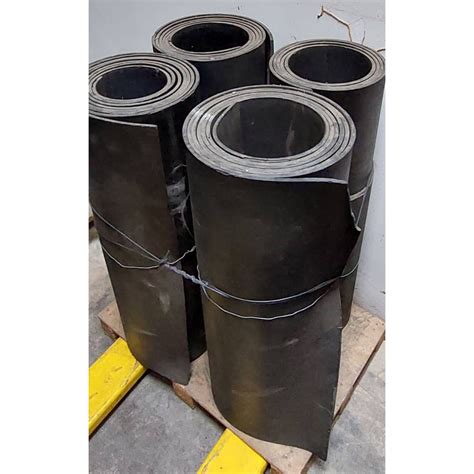 Rubber Floor Roll (10ft x 3.3ft, 20mm thick) | Shopee Malaysia