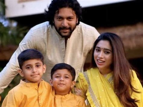 Actor jayam Ravi With His Two Sons Latest Photo Here