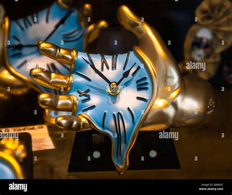 Salvador dali clock hi-res stock photography and images - Alamy