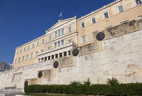 Summary of the Kings of Greece