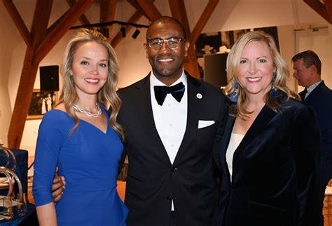 Nell Nolan: Emeril's Carnivale du Vin, LMF Rodrigue, Son of a Saint ...