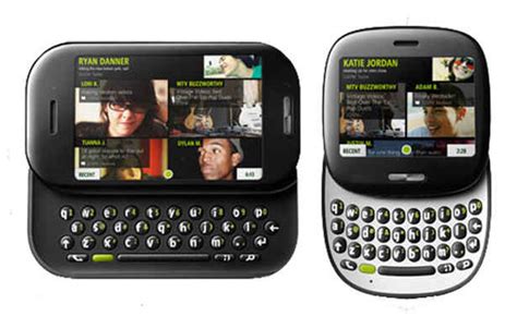 Microsoft Kin – a closer look at key and missing features