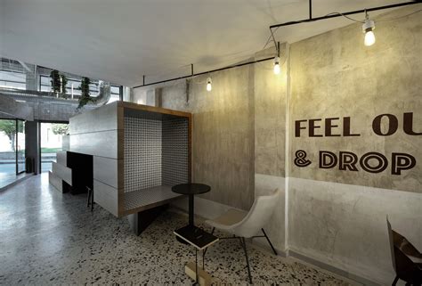 Gallery of Black Drop Coffee Shop / ark4lab of Architecture - 30