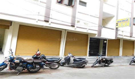 High dream mens luxury PG/Hostels in Kukatpally Housing Board Colony ...