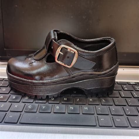 Shoes Girls 的图像结果