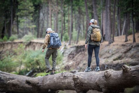 Helikon-Tex Women's Wolfhound Hoodie Jacket | Red Hawk Tactical