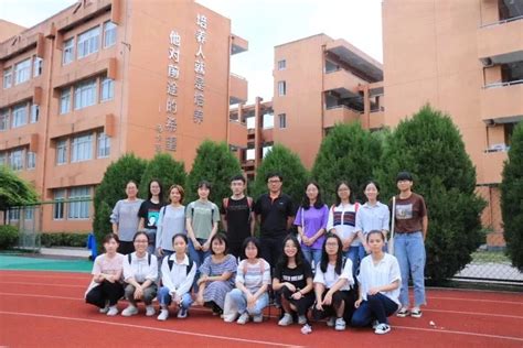 温州市第二外国语学校张寰宇：做一个教育教学的创客-新闻中心-温州网