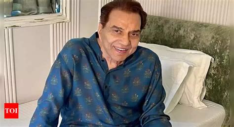 Dharmendra Changes His Name on Screen: A Surprising Move After 64 Years ...