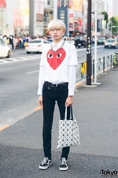 Comme Des Garçons Play Streetwear Store | sukan.co.in