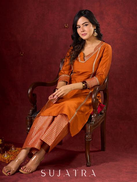 Deep Rust Cotton-Silk Panel Kurta with Subtle Brocade Accents – Sujatra