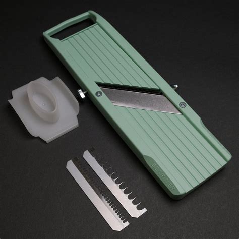 Benriner Japanese Mandolin Slicer – Ai & Om Knives