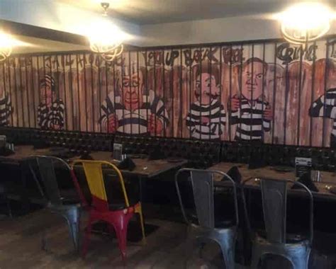 D Jail House in Sikandra,Agra - Order Food Online - Best North Indian ...