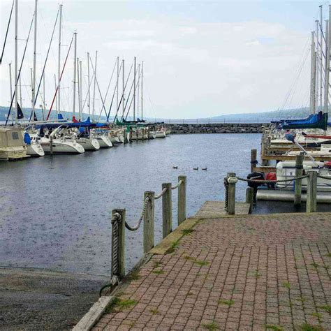 Seneca Lake: One of New York's 11 Finger Lakes | Day Trips Around ...