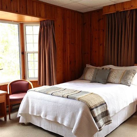CLEVELANDS HOUSE (Minett, Ontario, Canada) - Resort Reviews, Photos ...
