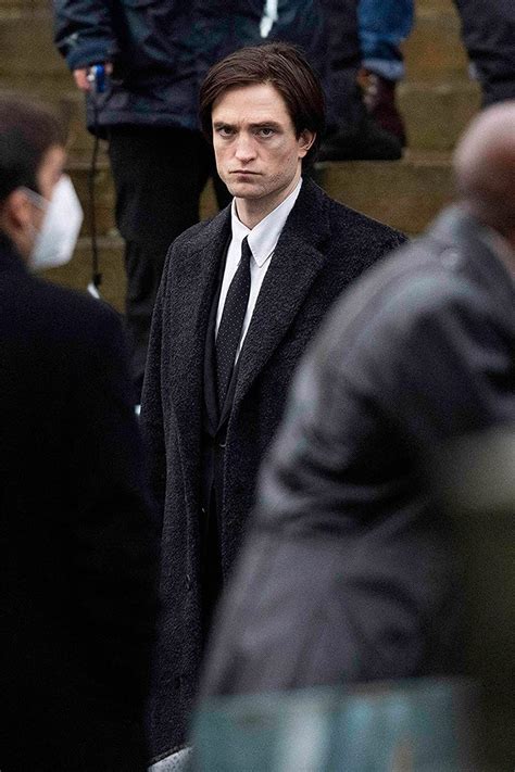 The Batman (2022) | Robert pattinson, Robert, Batman haircut