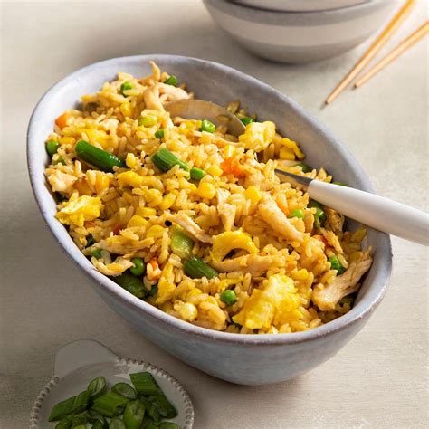 Easy Chicken Fried Rice Recipe: How to Make It